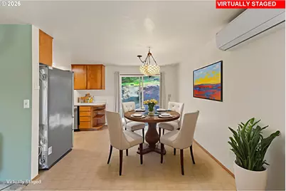 1378 NW Grove St, Roseburg, OR 97471 - Photo 12