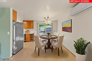 1378 NW Grove St, Roseburg, OR 97471 - Photo 12