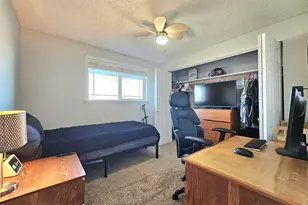 390 N 7th Pl, Harrisburg, OR 97446 - Photo 26