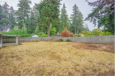 5915 NE 47th St, Vancouver, WA 98661 - Photo 2