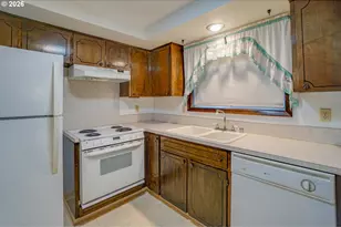 5915 NE 47th St, Vancouver, WA 98661 - Photo 12