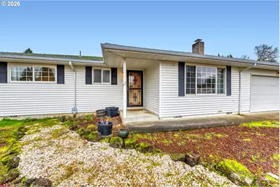 920 SE 214th Ave, Gresham, OR 97030 - Photo 2