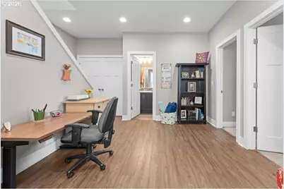 7862 SW Capitol Hill Rd, Portland, OR 97219 - Photo 14