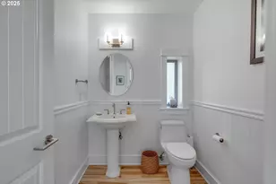 9145 Wallace Rd NW, Salem, OR 97304 - Photo 16