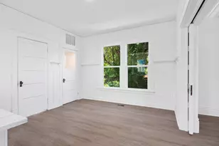 3818 SE Morrison St, Portland, OR 97214 - Photo 8