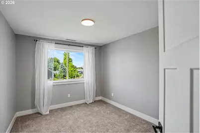 433 Grant St, Silverton, OR 97381 - Photo 24