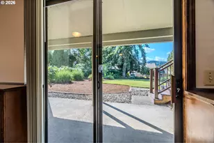 1968 SW 25th St, Gresham, OR 97080 - Photo 32