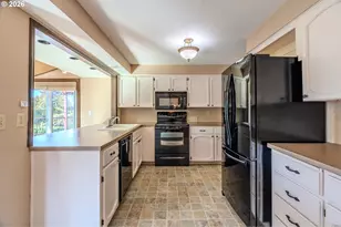 1968 SW 25th St, Gresham, OR 97080 - Photo 12