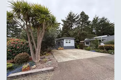 1600 Rhododendron Dr #155, Florence, OR 97439 - Photo 2
