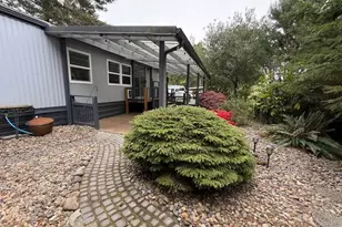 1600 Rhododendron Dr, Florence, OR 97439 - Photo 12