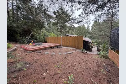 1600 Rhododendron Dr #155, Florence, OR 97439 - Photo 18