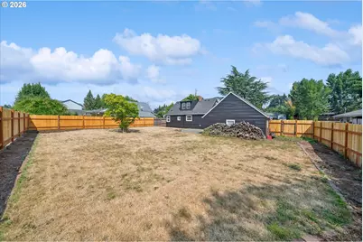 1730 SE Maple Ct, Hillsboro, OR 97123 - Photo 22
