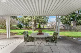 1490 Hallinan St, Lake Oswego, OR 97034 - Photo 24