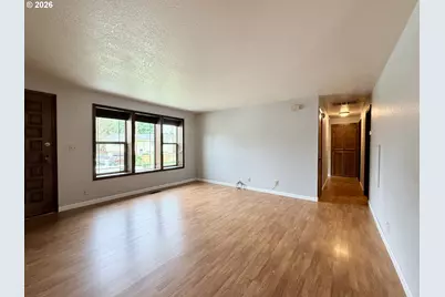 435 SE 9th Ct, Hermiston, OR 97838 - Photo 4