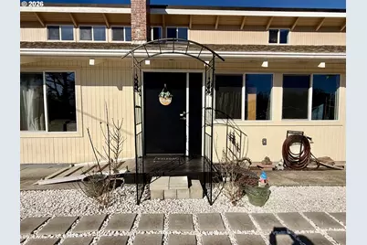 2580 Fir St, North Bend, OR 97459 - Photo 2