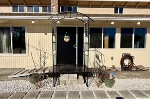 2580 Fir St, North Bend, OR 97459 - Photo 2