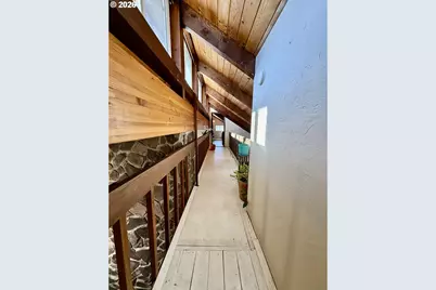 2580 Fir St, North Bend, OR 97459 - Photo 26