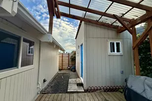 2580 Fir St, North Bend, OR 97459 - Photo 42