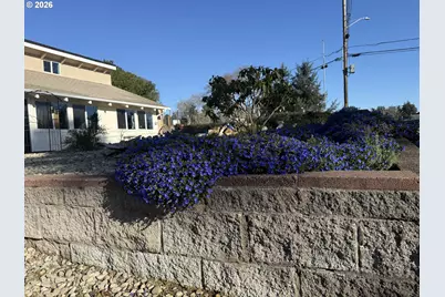 2580 Fir St, North Bend, OR 97459 - Photo 42