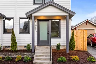 4206 NE 20th Ave, Portland, OR 97211 - Photo 2