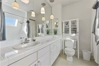 103 N Hayden Bay Dr #103, Portland, OR 97217 - Photo 16