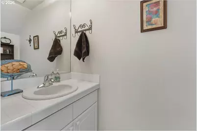 103 N Hayden Bay Dr #103, Portland, OR 97217 - Photo 22