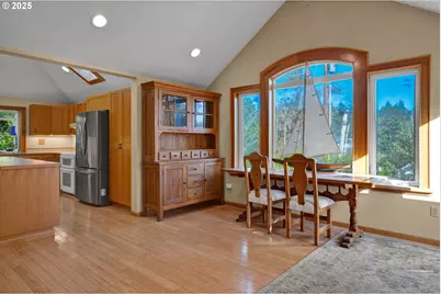 2225 NW Oceanview Dr, Newport, OR 97365 - Photo 18