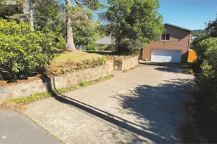 2225 NW Oceanview Dr, Newport, OR 97365 - Photo 6