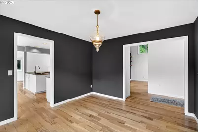 6065 SW Taylor St, Portland, OR 97221 - Photo 8