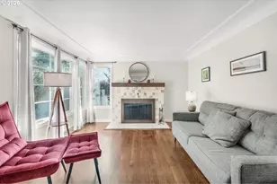 3286 NE Holman St, Portland, OR 97211 - Photo 4