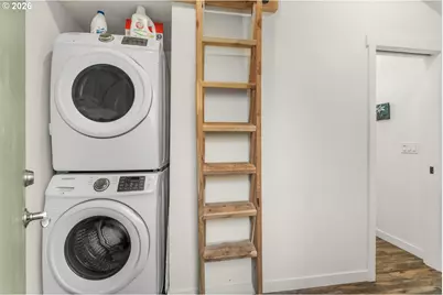 3286 NE Holman St, Portland, OR 97211 - Photo 26