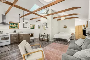 3286 NE Holman St, Portland, OR 97211 - Photo 20