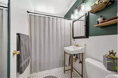 11555 SW 11th St, Beaverton, OR 97005 - Photo 20