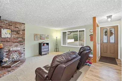 25511 NE 13th St, Camas, WA 98607 - Photo 4