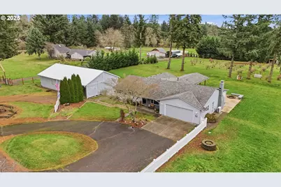 25511 NE 13th St, Camas, WA 98607 - Photo 2