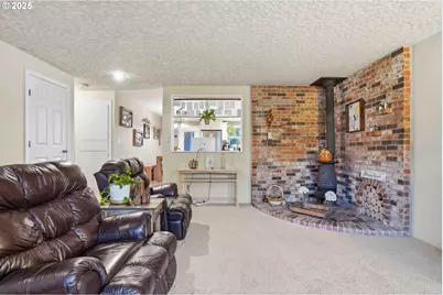 25511 NE 13th St, Camas, WA 98607 - Photo 6