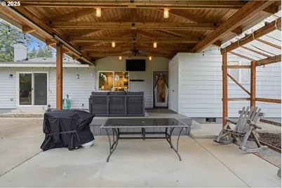 25511 NE 13th St, Camas, WA 98607 - Photo 26