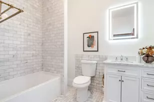 15 S Gibbs St, Portland, OR 97239 - Photo 30