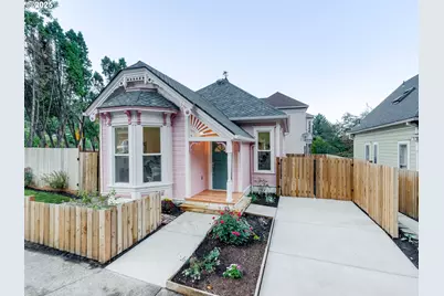 15 S Gibbs St, Portland, OR 97239 - Photo 4