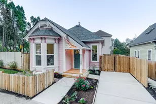 15 S Gibbs St, Portland, OR 97239 - Photo 4