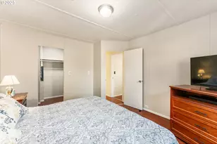 8951 SE Fuller Rd, Happy Valley, OR 97086 - Photo 10