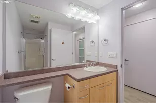 300 W 8th St, Vancouver, WA 98660 - Photo 26