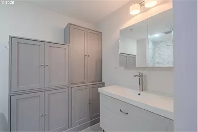 300 W 8th St #306E, Vancouver, WA 98660 - Photo 38