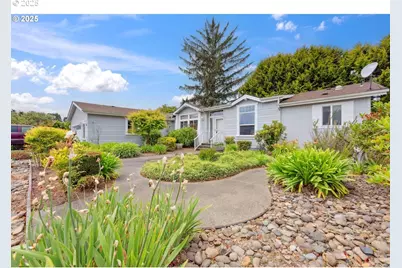 221 Lakeland Dr, Lakeside, OR 97449 - Photo 4