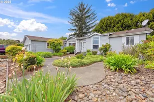 221 Lakeland Dr, Lakeside, OR 97449 - Photo 4