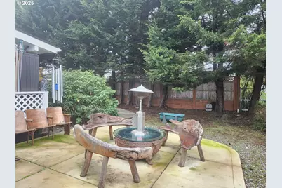 221 Lakeland Dr, Lakeside, OR 97449 - Photo 28