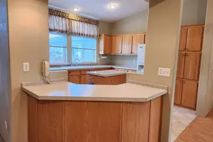 221 Lakeland Dr, Lakeside, OR 97449 - Photo 8