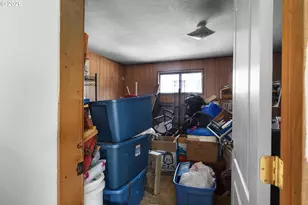 2461 NW Brockway Rd, Winston, OR 97496 - Photo 16