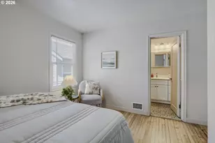 6204 NE 8th Ave, Portland, OR 97211 - Photo 12