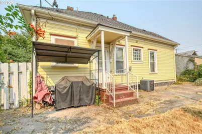 114 SE 7th St, Pendleton, OR 97801 - Photo 32